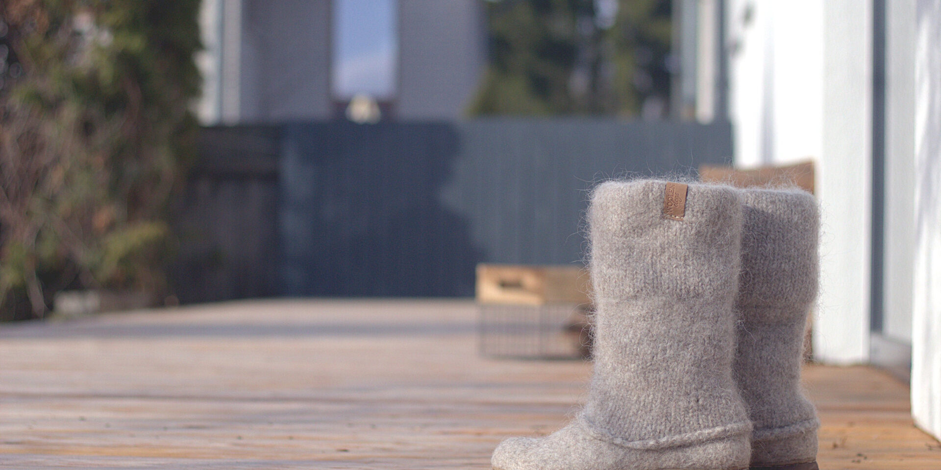 We are going for beauty in felt boots! - photo