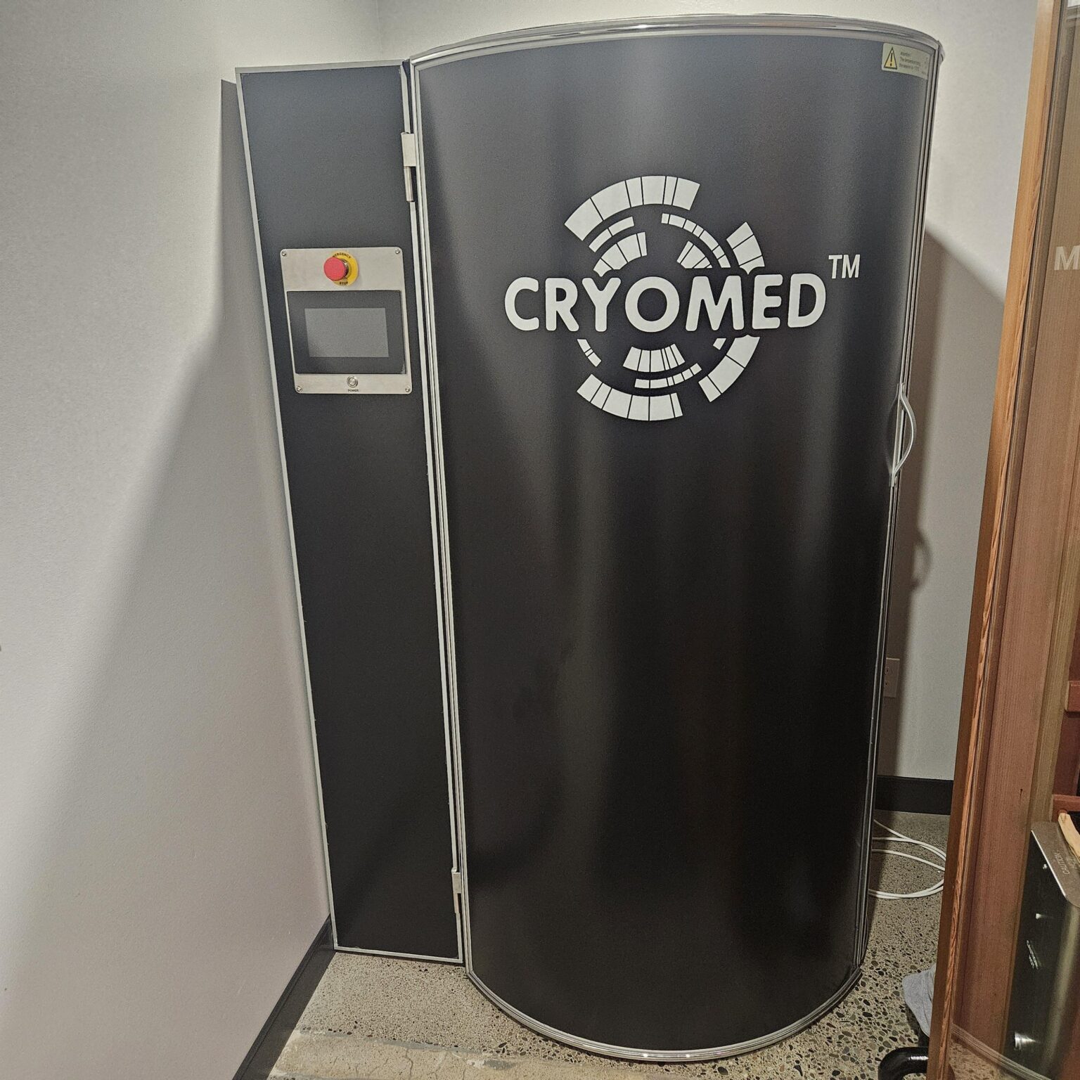 Product catalog by manufacturer. Walkin cryotherapy chambers, opentop
