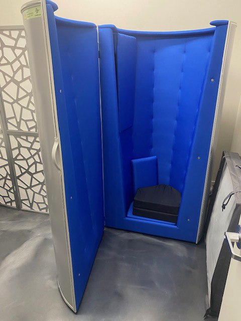Used Cryomed Mini for sale, grey-blue