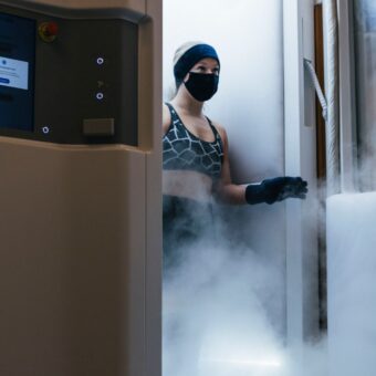 Cryoscience cryotherapy machine